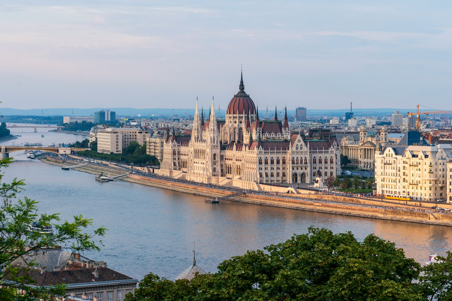 Hungria BUDAPEST Parlamento by Ervin Lukacs